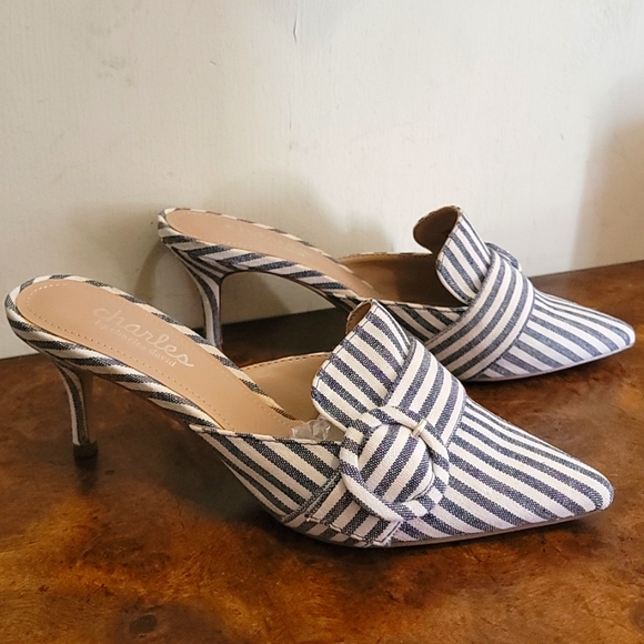 Charles David B&W Slides - Picture 1 of 11